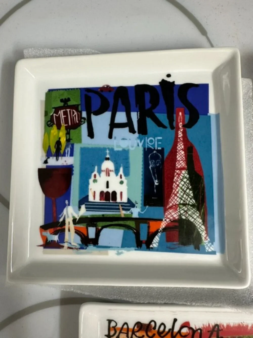 Crate & Barrel Cityscape Square Appetizer Plates – Set of 6   City Scenes • Cera